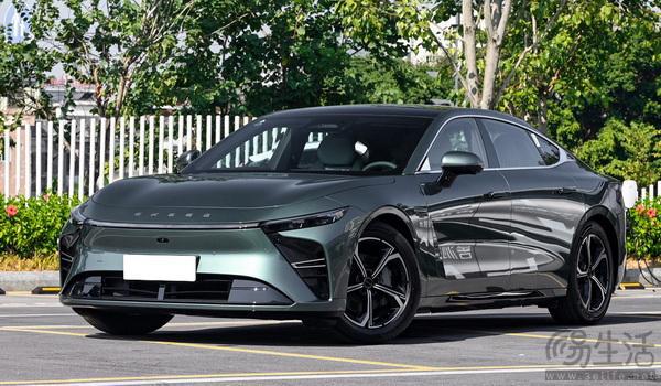 星纪元ESET迎OTA升级提升智驾和智能座舱等(图2)