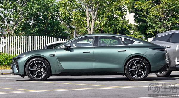 星纪元ESET迎OTA升级提升智驾和智能座舱等(图3)