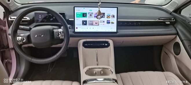 Kaiyun体育网站：A+级轿车“顶流”同级首搭激光雷达高阶智驾预售12万不到(图9)