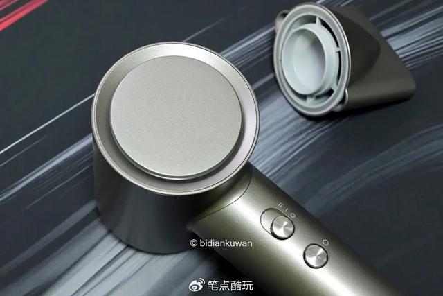 Kaiyun体育网站：2024年电吹风怎样选？电机、风道、智能温控、负离子一文读懂！(图6)