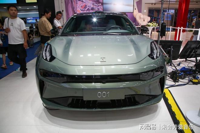 极氪001稳住了销量比特斯拉Model3价格高但销量并不(图2)