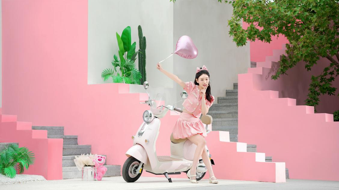 Kaiyun体育网站：智能与美学的完美结合新日芭芘公主年轻人出街新神器