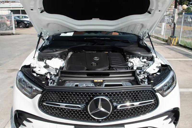 2024广州车展：2025款奔驰GLC轿跑SUV售4895万元起(图4)