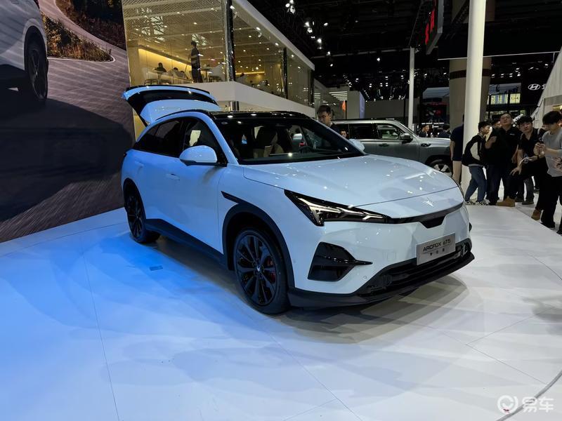 Kaiyun体育网站：2024广州车展上市新车盘点腾势Z9红旗金葵花国雅领衔(图53)