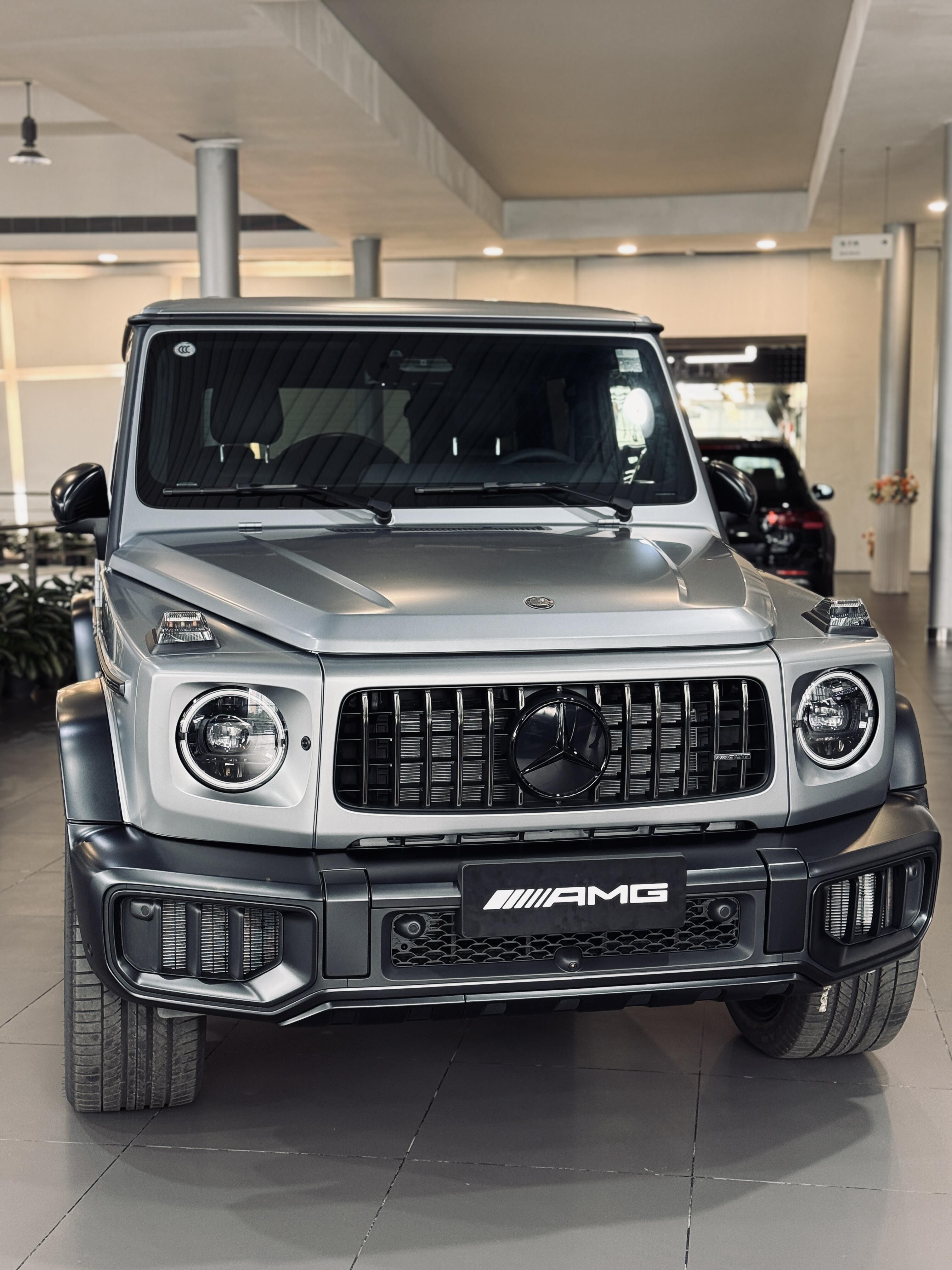 Kaiyun体育网站：2025款硬派越野基因与极致奢华风范的完美融合