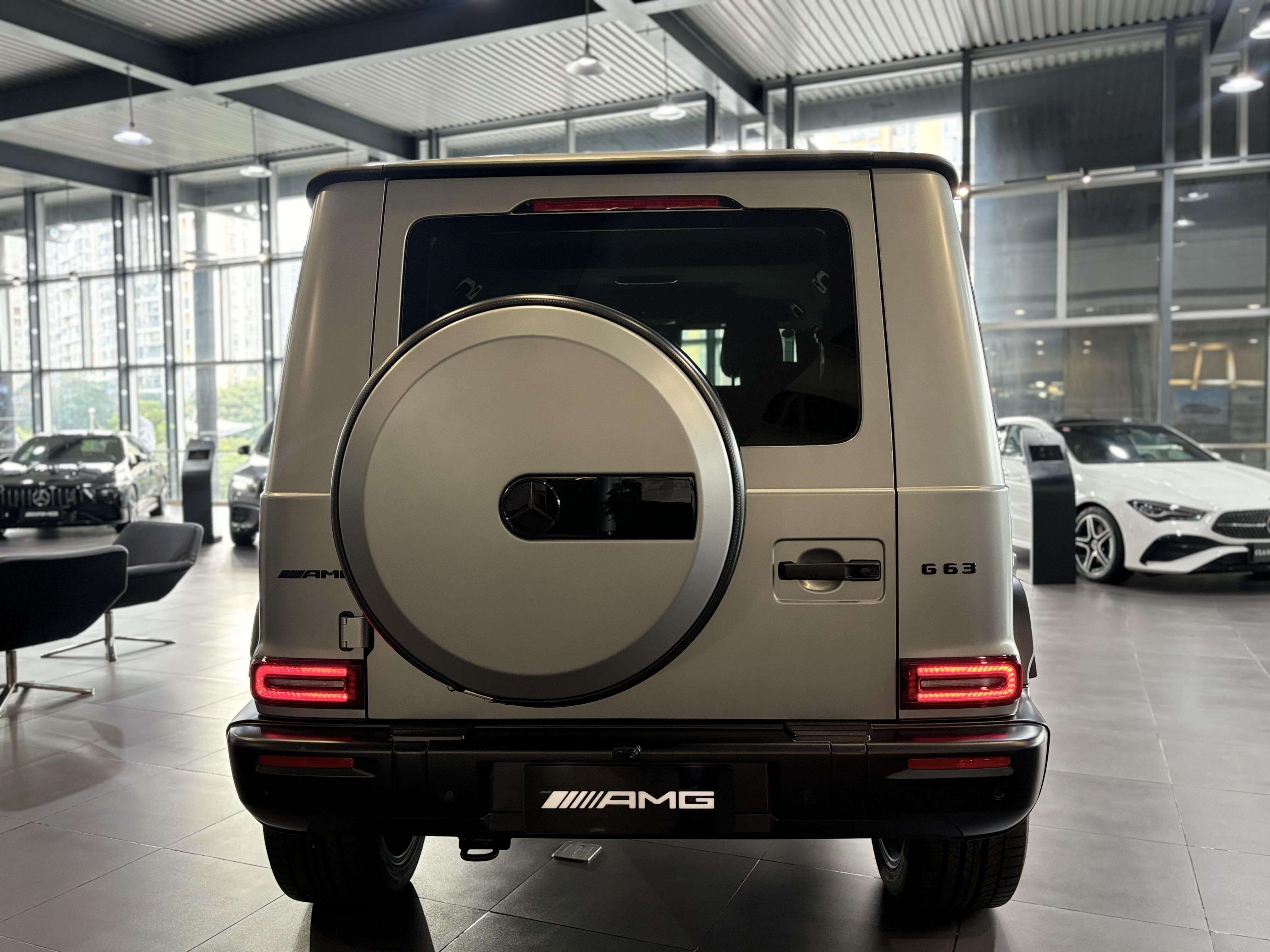 Kaiyun体育网站：2025款硬派越野基因与极致奢华风范的完美融合(图9)