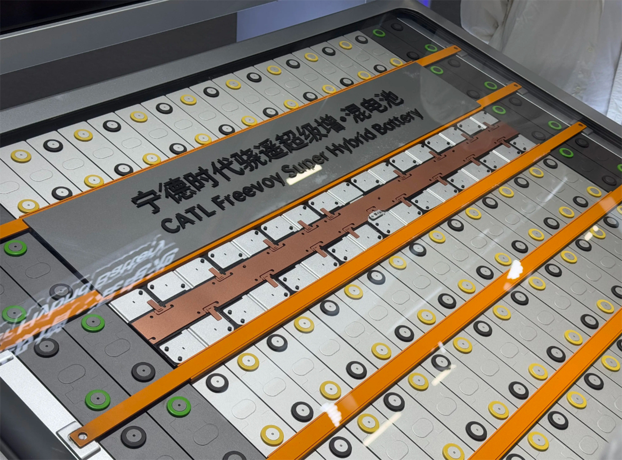 2025有哪些新技术？超400km的增程电池、30万以上普及三电机等(图3)