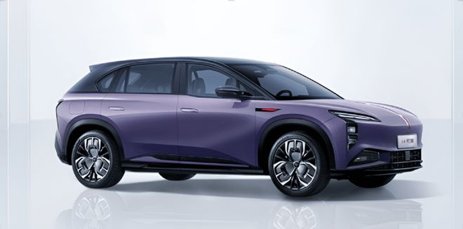 红旗天工08正式亮相智能驾驭新旗舰！(图6)