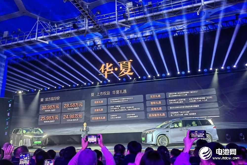 直击传统MPV痛点！比亚迪打响2025年价值战第一炮(图2)