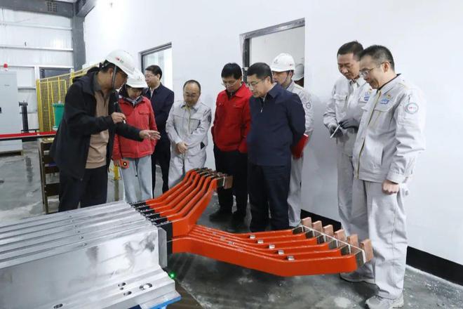 哈电电机参与建设国内首个高海拔现场试验室正式揭牌(图4)