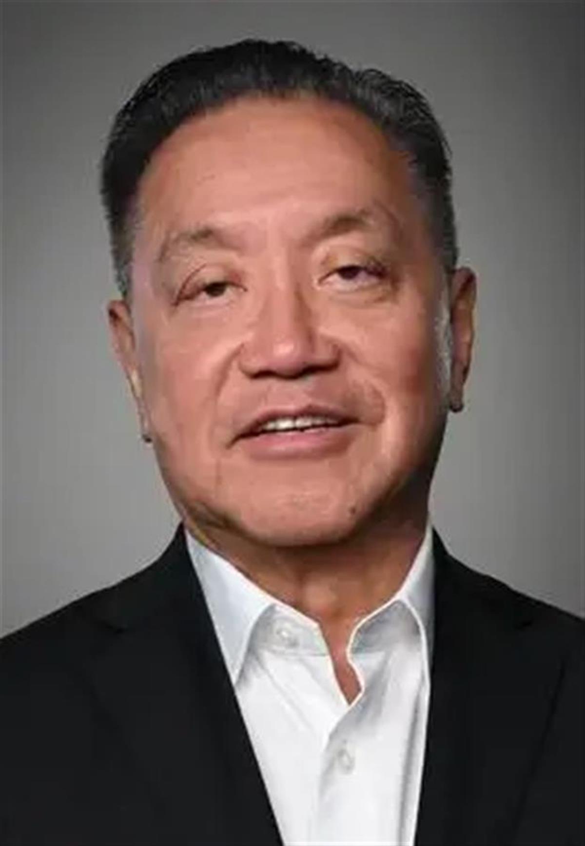 英特尔迎来首位华人CEO美国四大“半导体巨头”全由华人掌舵其中两位还是表亲被打趣为“表外甥女打表舅”(图4)