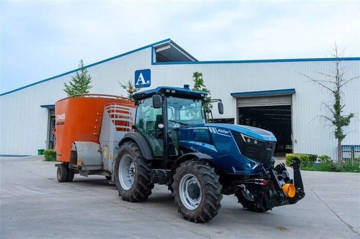 农业机器人企业中科原动力发布全球最大马力智能电动拖拉机(图3)