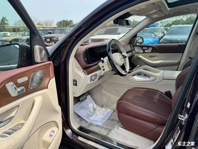 迈巴赫GLS600价格导购极致豪华现车(图2)
