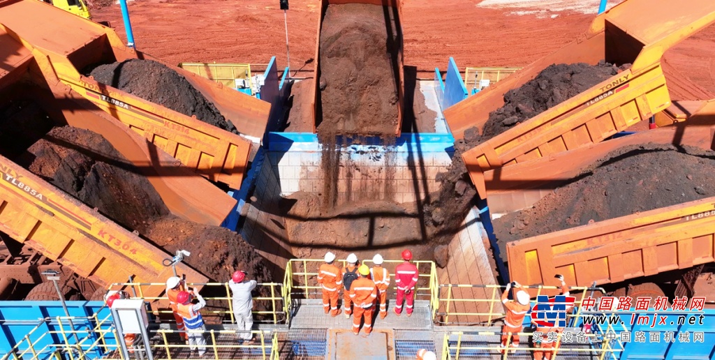 西芒杜铁矿正式投产同力重工运输产品持续赋能绿色开采