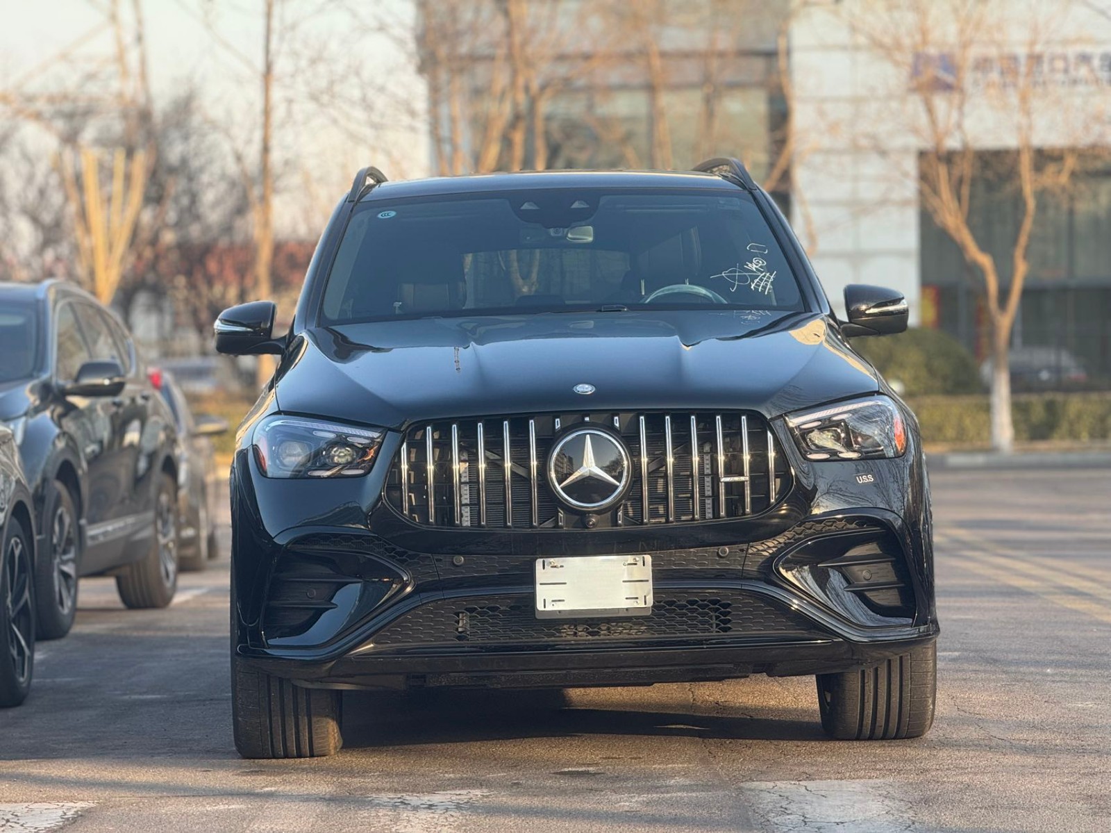 2024款奔驰GLE53气派SUV展厅现车价格