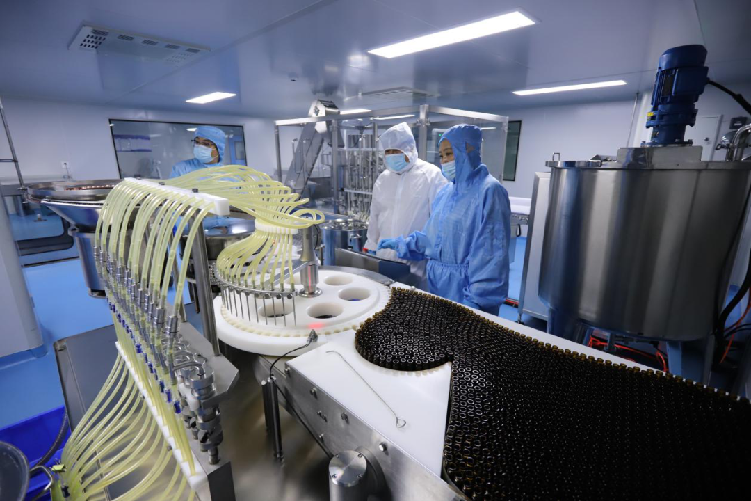 威海火炬高新区：提升“含新量”挺起“硬脊梁”(图3)