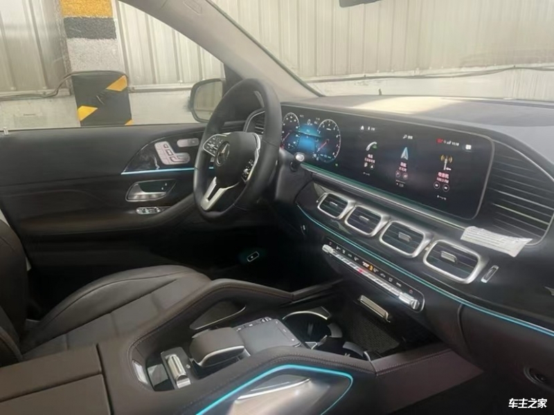 奔驰GLE450美版最新配置价格及图片(图3)